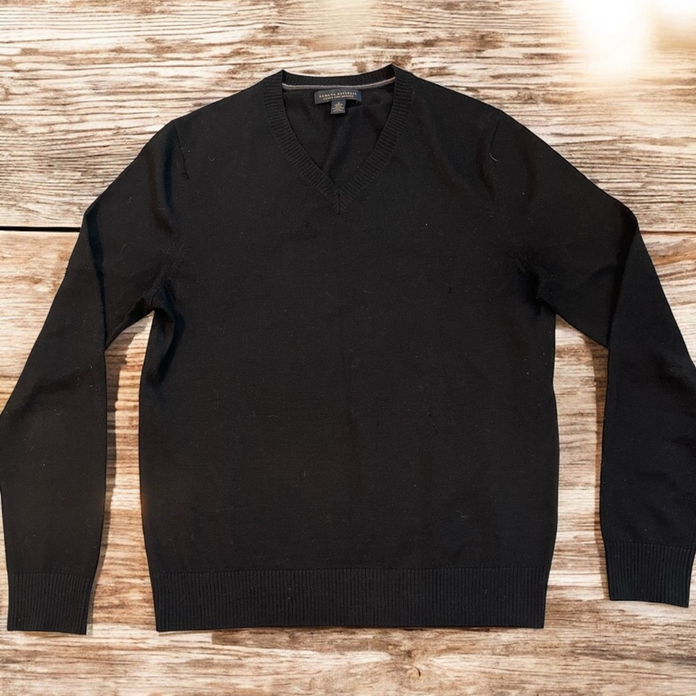 Banana Republic Extra Fine Merino Wool V-Neck Sweater Men’s S‎ Black